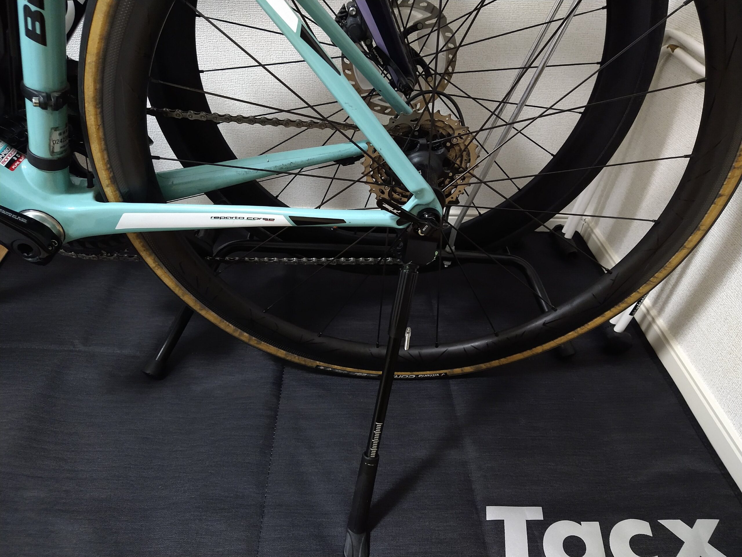 ランキングTOP10 自転車 キックスタンド 黒 取付簡単 ロードバイク マウンテンバイク ブラック cinemusic.net