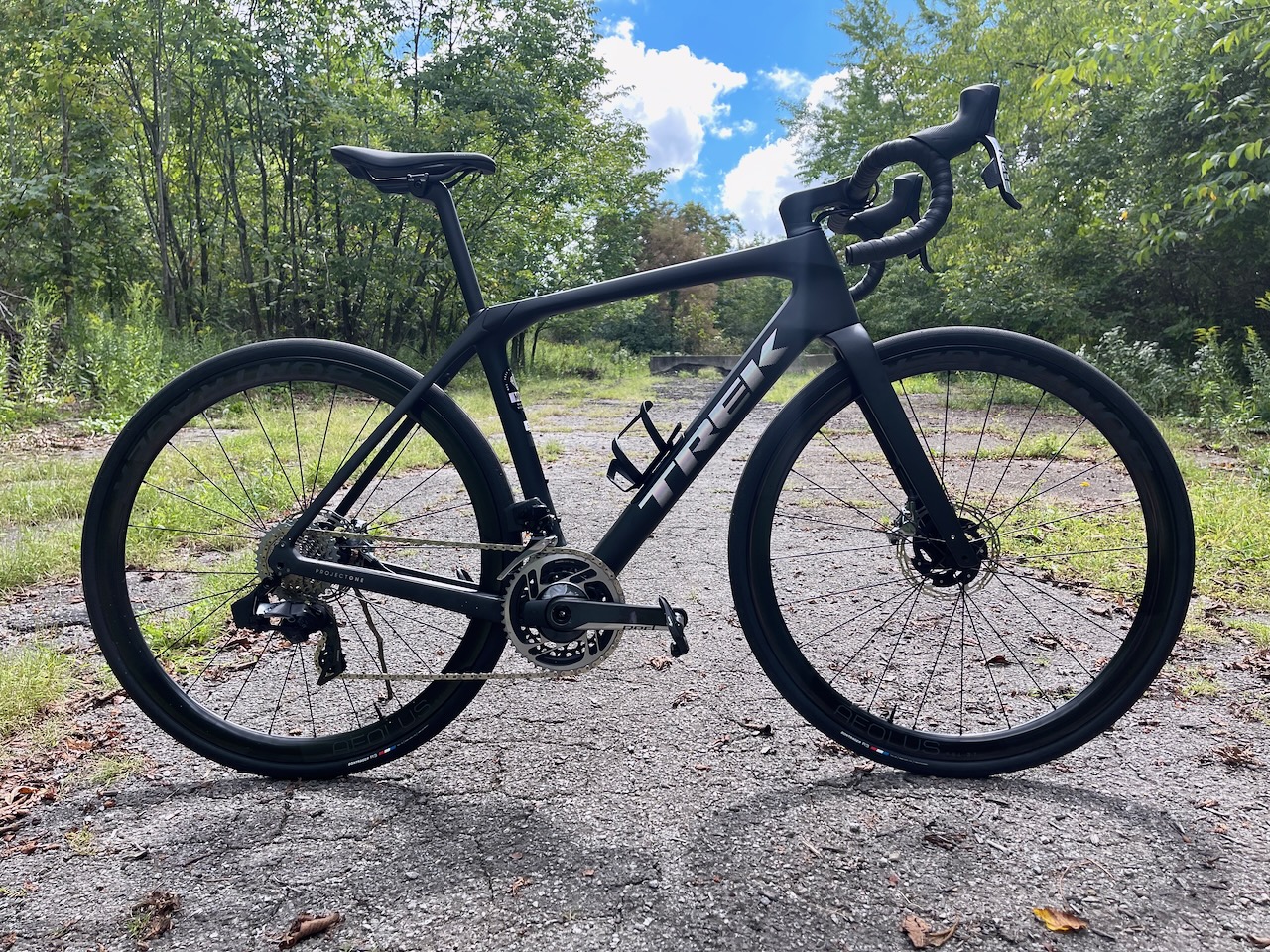 ロードバイク TREK DOMANE 2.3【コンポ、ホイールアップグレード済】-